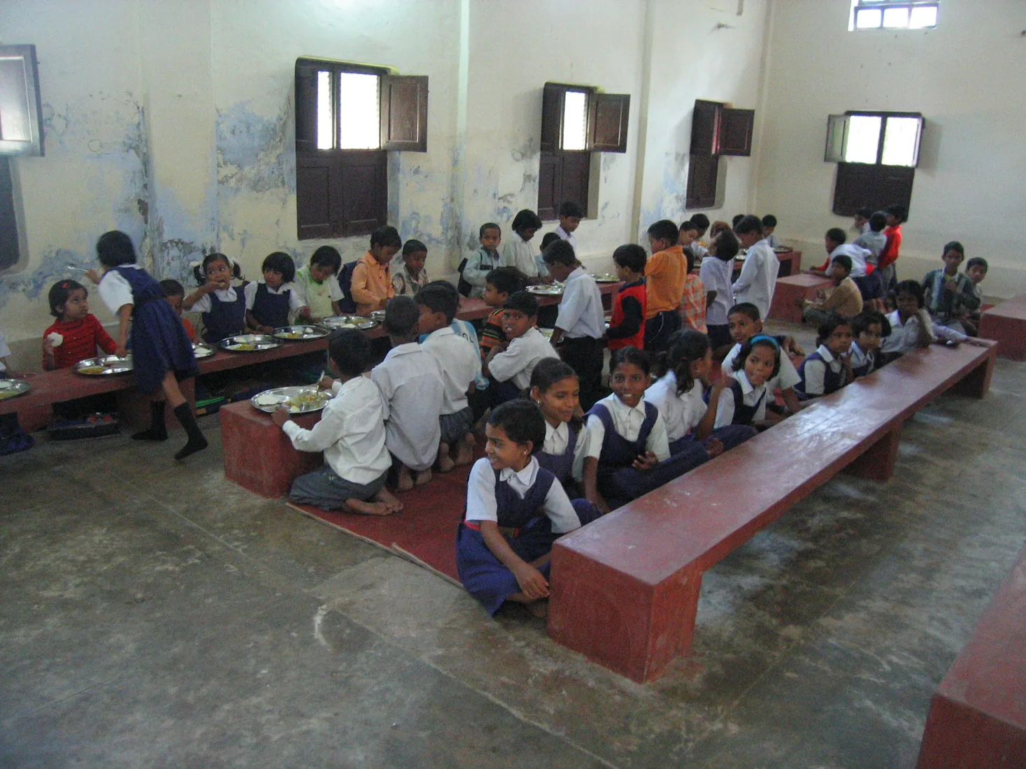 Children receiving school lunch support
